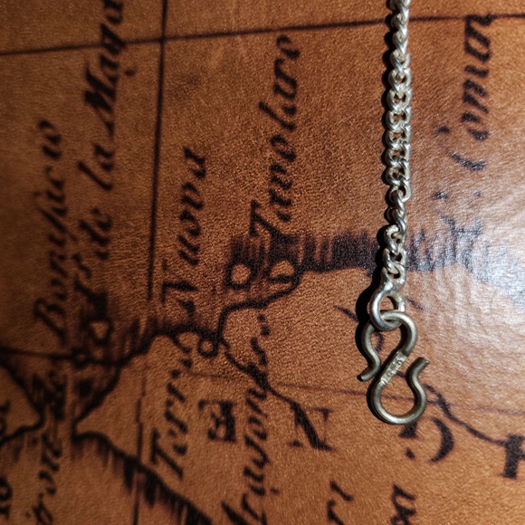 Silver Cameo set chain and earrings - Picture 4 of 6